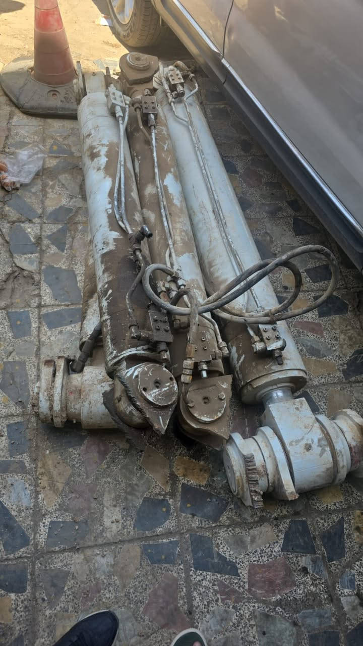 #نوفر لكم مجموعه جكات جبات  مضخات الكونكريت  جكات بتس ماستر جب 1 و 2 و 3 و 4  الماني
***********،، ‭***********‬

