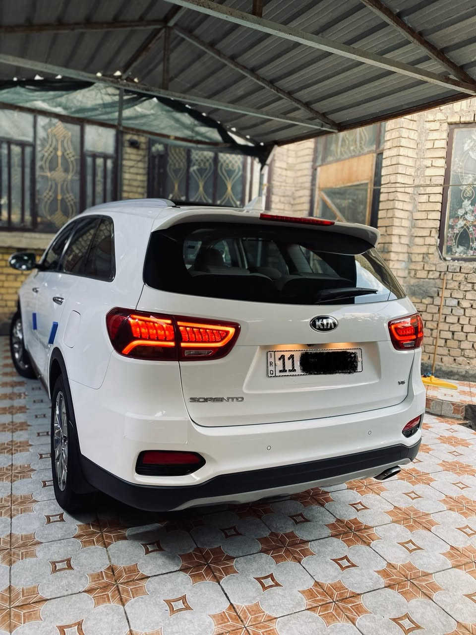 سلام عليكم
سورنتو 2020 كفاله كفاله كفاله 
فول موصفات  مكفوله كفاله عامه من البارد والصبغ والفتح والتبديل 

رقم بغداد الدولي بأسمي 

الموصفات
بنراما ٣ طبكات حساس تحذير عند الاقتراب امامي وخلفي 
 اصندوق كهربائي 6 سلندر 3500 3 قطع تبريد 7 راكب ليد امامي ليد خلفي كامري خلفيه شاشه كيبره حساس خلفي حساس امامي التحكم بمستوى الإضاءة لايتات زينون بصمه تشغيل بصمات أبواب الكشنات الاماميه كهربائي يدات ترحيب يدات نيكل ويل كروم مري جانبيه شفط اشاير ترحيب فتح المري عند الاقتراب بردات خلفيه
تبريد قطعتين  وباقي مواصفات معروفه 

ما عجبك السعر ان شاءالله تحصل احسن منها وربي يوفقك 

مكاني بابل السعر264
الاستفسار على الرقم ***********
