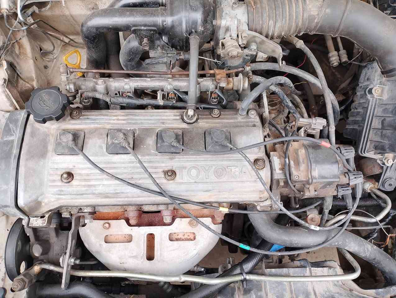 للبيع سمند 2011كير ومحرك كورلا 
صدر امامي خلفي جديد سنويه لل28 محرك وكير خير من الله بدون صبغ بيها جاملغ أمامي صبغ فقط داخل جديد مكان السياره صلاح الدين بلد السعر 30وبيها مجال قليل +***********
