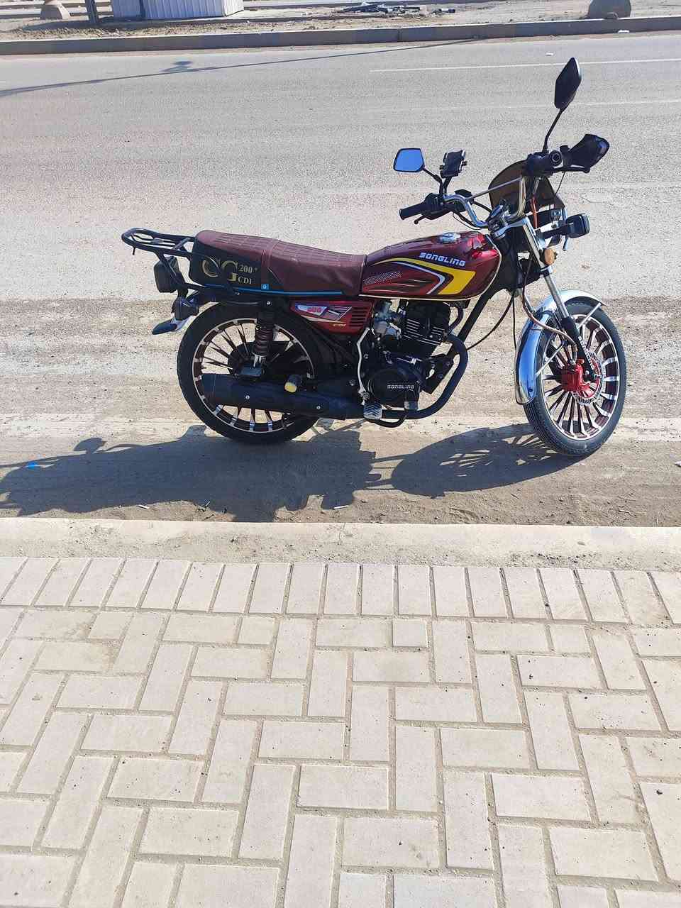 السلام عليكم
سونك موديل 26 مكفوله مكينه200cc مابيهه اي نقص سعر 850 بيه مجال مكاني واسط الصويره 
***********
