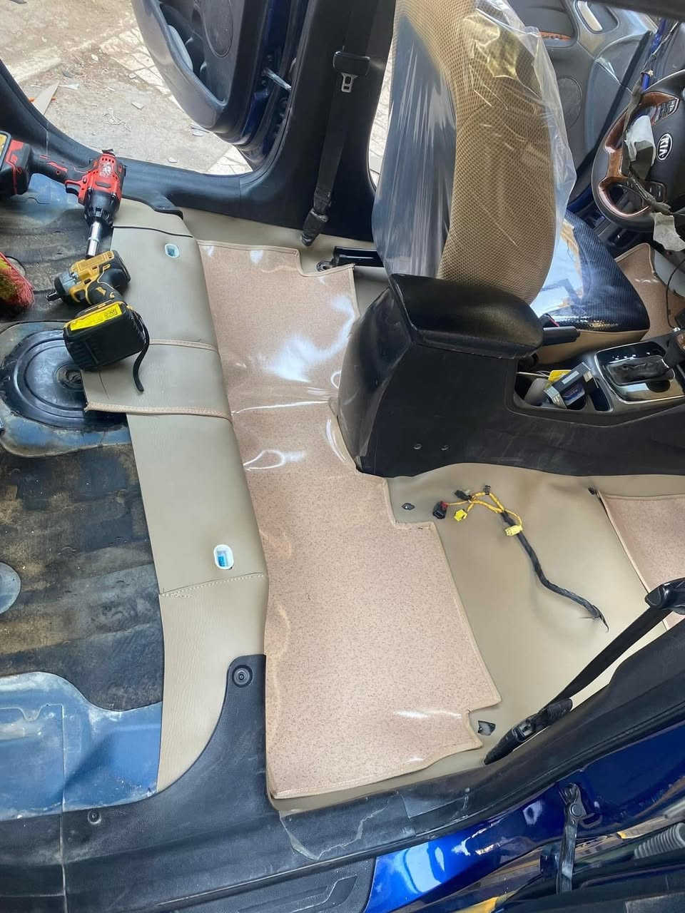 دوشمة علي العراقي لكافة أنواع السيارات جلد العنوان الكاظمية شارع النواب إسم المحل علي العراقي للاستفسار 

*********** واتساب أو اتصال فقط
