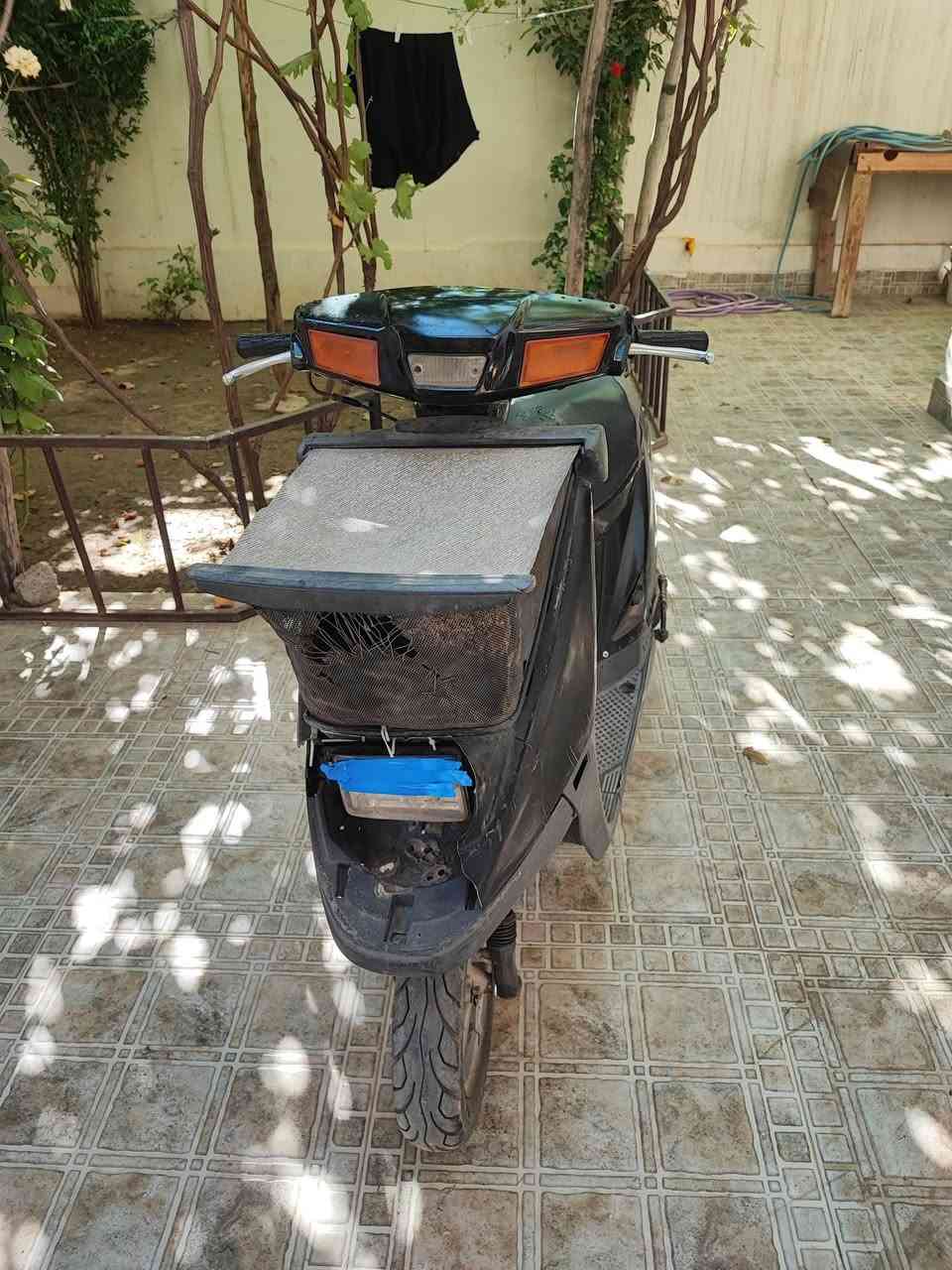 سلام عليكم ياماها للبيع السعر 100وبيه مجال قليل كهربائيات كلها شغاله هذا رقمي بس واتساب ***********
