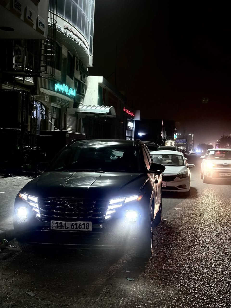 � للبيع: هيونداي توسان هايبرد 2022 – فول لمتد وارد أمريكي 🔥

 • اللون: زيتي/زيتوني
 • المشي: 60,000 كم
 • الفئة: لمتد فول بأقوى المواصفات

أهم المميزات:

 • 4 كاميرات + رادار أمامي وخلفي
 • بانوراما كبيرة + صندوق خلفي كهربائي
 • شاشة تدعم CarPlay و Android Auto + 3 ثيمات قيادة
 • شفتات ستيرن + مبدل كير + زر أوتوماتيك كامل للسائق والراكب
 • 4 أنظمة قيادة: Eco – رياضي – Smart – Snow
 • تدفئة وتبريد للكشنات الأمامية والخلفية
 • نظام الطوارئ الذكي: يضغط بريك تلقائي عند وجود خطر أمام أو خلف السيارة
 • تحكم كامل عن بعد من البصمة (تشغيل، إطفاء، قفل/فتح، تكييف، حركة قصيرة للسيارة للأمام والخلف للپارك)
 • هايبرد قوي يصل لمعدل 740 كم فعلي
 • إطارات 20 – خزان 50 لتر
 • وارد أمريكي، نظافة ممتازة، وأقوى تجهيزات فول لمتد

💰 السعر: 210$

📞 للتواصل مباشرة: ***********
