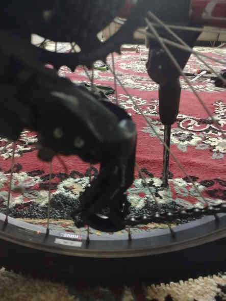 بايسكل الماني 🇩🇪حجم 26
شركه GT العالميه 
مواصفات:  
النضافه مالو 90/100
1: معدن المنيوم. 
2:وزن خفيف 7 كيلو. 
3: كير امامي 3نمر.
4:كير خلفي 7نمر. 
5:دبل الامامي شغال. 
6:البايسكل يتحمل وزن 100كيلو. 
ما بي اي عطل.
الغراض الي بل صوره كلها ويا 
مكاني،،، موصل حي النور 
الرقم (***********)
بي واتساب السعر 200قفل
ملاحظه: الاغراض كلها ويا..
