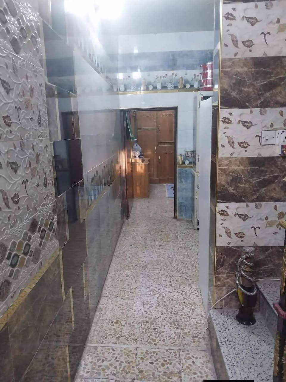 بيت 100 متر طابق ونص  في السكلات منطقة ال 13  طابو صرف يحتوي على غرفتين نوم واستقبال وصاله ومطبخ وحمام بيت نضيف سند بأسمي  السعر 68 وبي مجال بسيط

الاستفسار ***********
واتساب ***********
