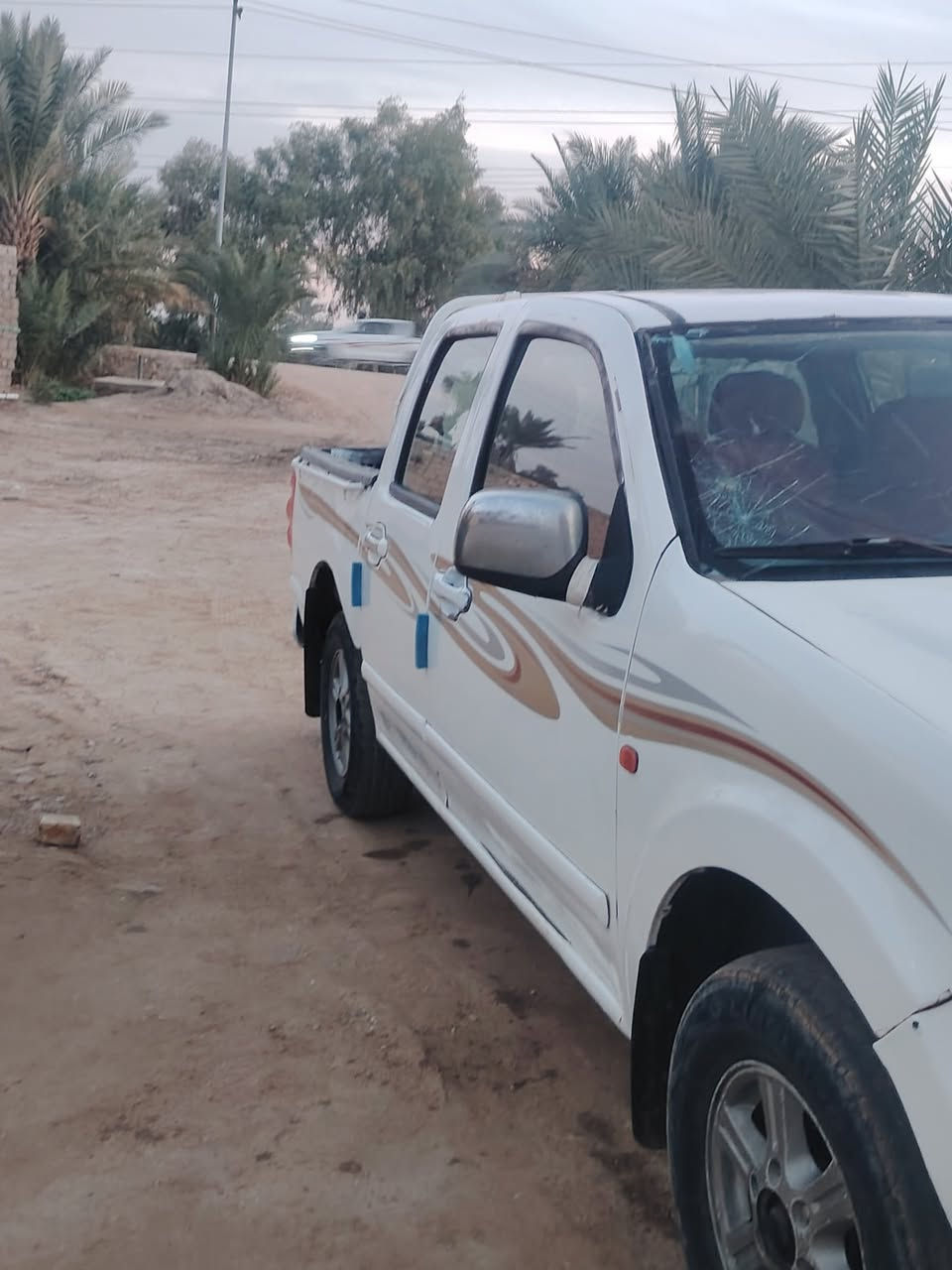 السلام عليكم كريت ويل للبيع موديل 2012مصبوغه عام مكينه وكير كارتون تبريد شغال سياره حلوه السعر50 وبيهه مجال بصيط ***********
