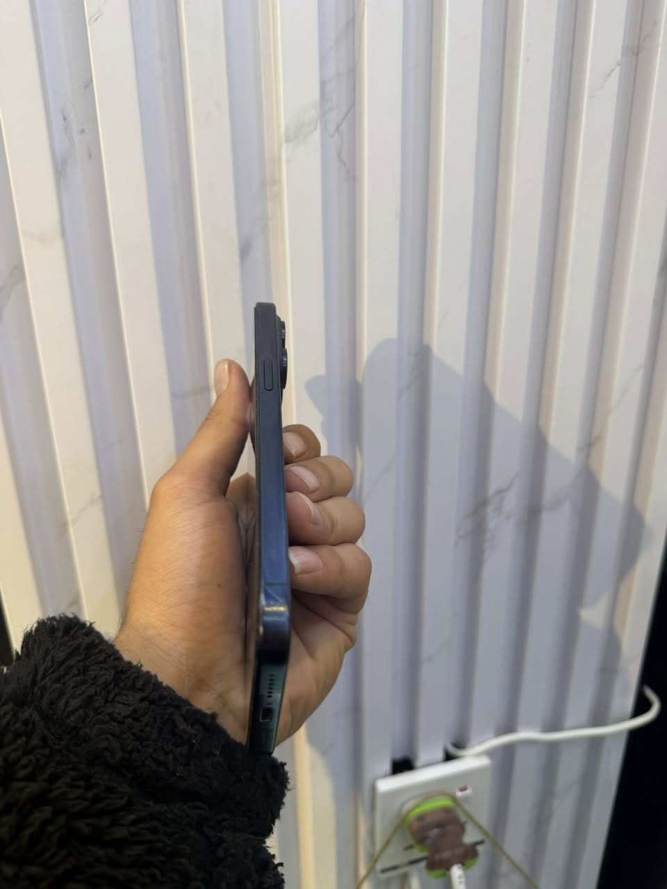 ايفون 15 برو ماكس لون نيلي مامفتوح شرط  ذاكرة 256 بطارية 97 مكان موصل جانب الايمن سعرو 1150 وبي مجال بسيط


**إذا كنت صاحب هذا الإعلان وتريد حذفه لأي سبب، رجاءا أرسل رسالة إلى الدعم الفني**