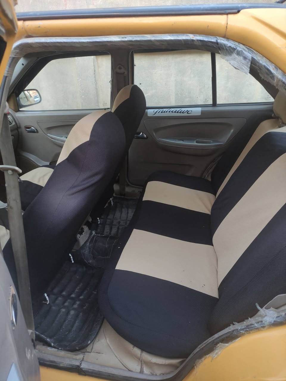 السلام و عليكم سياره شيري كوين موديل 2010 شرط الوكاله و التحويل السعر 20 وبيها مجال للاستفسار اكثر الاتصال ***********
