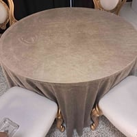 ميز للبيع عدد ٤٥ وياه جرجف وجامه سوده سعر ٧٥ 07890835925