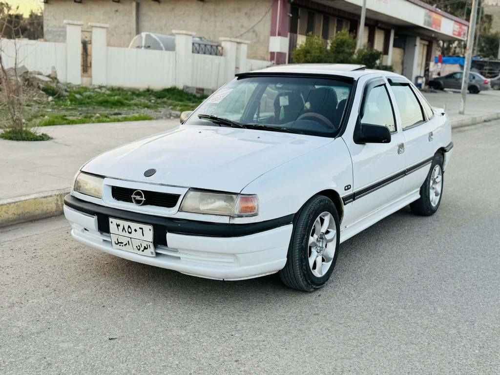 ئۆپل ڤیکترا ١٩٩٢ مەکینە ١٨ گێر عادی گێر و مەکینە بەشەرت چوار تایەی و ویلی نوێی لە ژێرە توندو تۆڵە بێ مەسروفە سەنەوی تازە بەسەرچووە ٢ پارچەی بۆیاخە دەعم و لێدانی نییە 
سعر:42$
ژ.م:*********** كويسينجاك, أربيل
