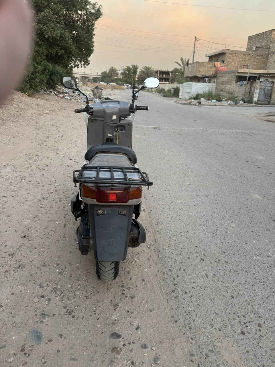دراجة بيكم 60 ياباني مكينة حلوة بس الكفرات تعبانة كهربائيات كلها شغالة سلف هندر السعر 250 وبيها مجال مكاني بغداد الحرية ***********
