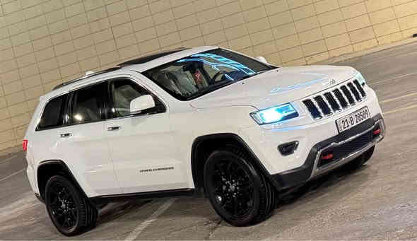 جيب كراند شيروكي LlMlTED خليجي وكاله 2014 لمتد 4x4 فول موصفات 1/1 

بيها صبغ بنيد فقط اثر بطش بدون حادث والباقي مكفول

حجم المحرك : 6سلندر 3600  

ماوس وضعيات قياده الفور ويل 

* بانوراما

*غرفه السياره عسلي جلد 

*اناره ترحيب 

بصمه دخول ذكي

*صندوق كهربائي 

*شاشه كبيرة 8.4

*كشنات الاماميه كهربائي 

*خزن وضع المقاعد والستيرن 

*ويل حجم  18

هوك امامي خلفي

*شفتات ستيرن 

* كاميرا خلفية 

* حساسات خلفية وامامية 

*دبل كزوز 

* مرايا متحركه عند الرجوع للخلف  

*تعتيم مريا 

*ستيرن كهربائي متحرك  

* كشنات تدفئة وتبريد امامي وخلفي 

* ستيرن تدفئة   

*كشنات حار بارد 

* لد امامي لايت زنون

*زراك لايت

* سستم صوت ٩ سماعات دمام خلفي 

* اشارات مرايا 

*سيدي 

*كير طيارة 8 نمر 

* تحكمات ستيرن فول

* تدفئة مرايا جانبيه 

رقم بغداد مشروع وطني 

تخم تاير لوك 

سعر 228$ مجال بصيط 

 مكاني بغداد العامريه 

‭0789 243 5666‬ بغداد
