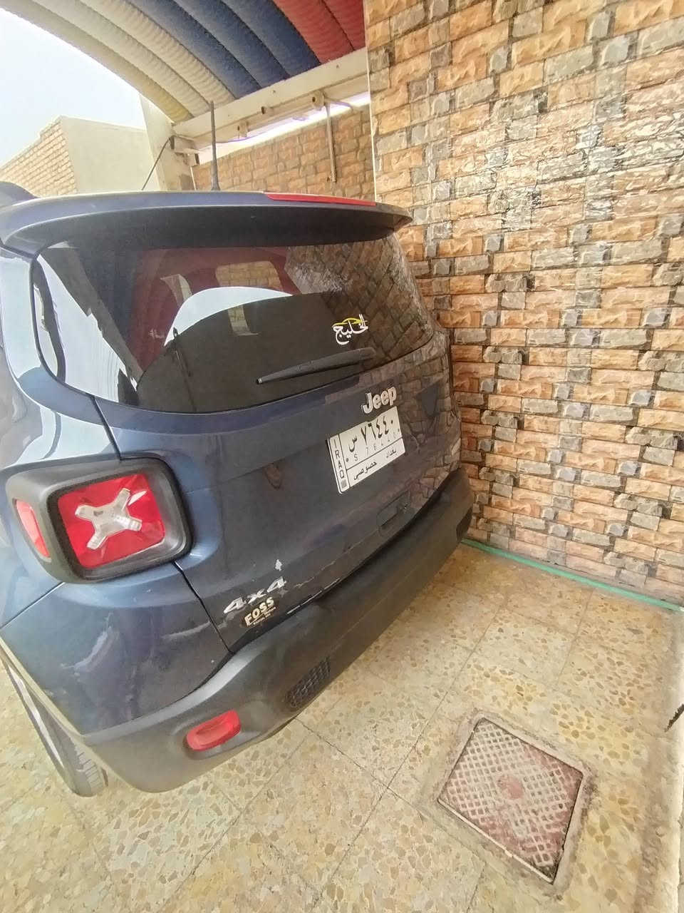 السلام عليكم
جيب رينكد موديل 2020  
كلين بدون حادث 
رقم بغداد السيارة باسمي للبيع فقط
السياره جديده بشكل غير طبيعي 
محرك 2400 سياره ماشيه 65 الف ميل
محرك كير حداديه تبريد كهربائي دواخل كله جديد
كلشي بيه شغال وبلادي
شاشه كبيرة وكامرة بلادي . بصمه. تحمكات. سايد بريك بصمه رادار امامي وجانبي وتوقف ذاتي وتحديد مسار
السيارة فور ويل 
صور امريكا موجودات 
مكانها ديوانيه 
اتصال ***********
 السعر ب 143
