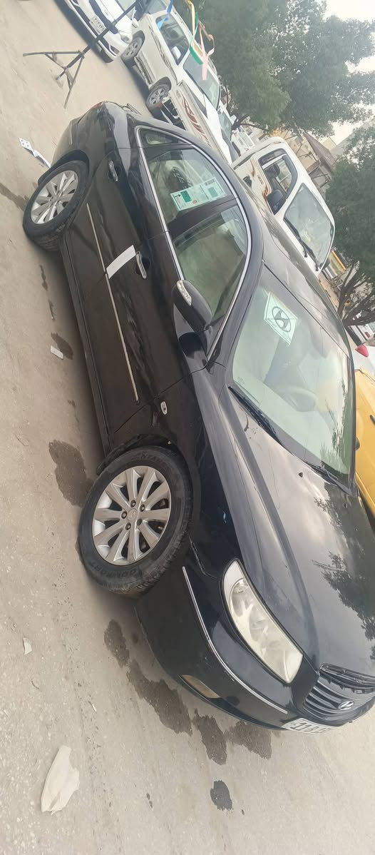 سلام عليكم ازيرو 2009 محرك 6 حجم 3300 رقم بغداد دولي بسمنه تبريد شغال تخم تاير كير ستوني شاده مكينه نضيفه مشط جديد سياره جاهزه بيه كم قطه ابيع حزام لبيع اومراوس مكاني نجف ***********
