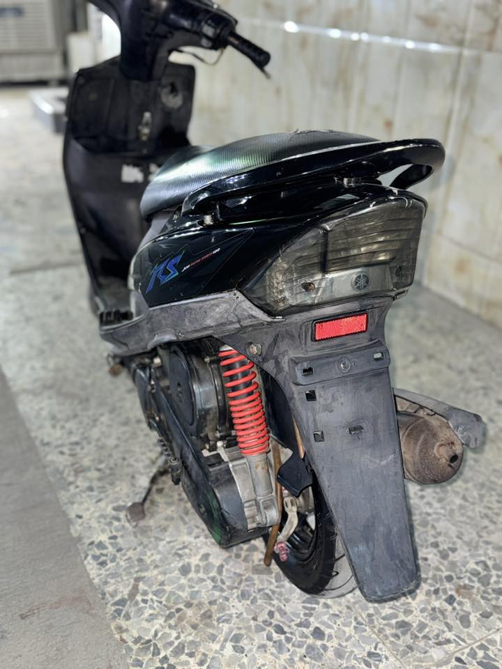 السلام عليكم
للبيع ماكس عدله مكينه بلادي ممفتوحه شرط اكفلكياها
الدراجه نضيفه شلعه ومعدل افحص وأخذ 
سعر 750 وبيه مجال مكاني بغداد ***********
