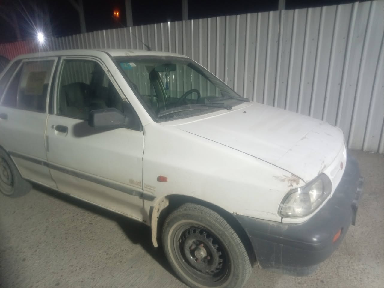 السلام عليكم سايبه ٢٠١٠ سيارة كاملة تخم تاير كهربائياتها شغالة سنوية جديدة لحد ٢٠٣١ السعر ٣٢ وبيها مجال ***********
