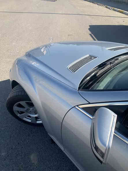 السلام عليكم 
للبيع مارسيدس موديل 2007 
فول مواصفات بانوراما السيارة 
لارج الباب طويل حجم 350 محرك 6 سلندر 
سيارة مكفولة عدا جاملغ الخلفي فقط صبغ بدون دواخل 
مكان السيارة بغداد 
السعر 182 ورقة
رقم هاتف ‭0770 631 0188‬
