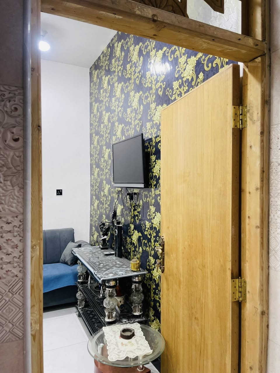 بيت حديث البناء للبيع أو التبديل – فرصة جادة

النص:
بيت سكني حديث البناء
📍 بابل – بكرلي 
📐 المساحة: 100م
🏠 واجهة 5م – نزال 20م
🧱 تشطيب جديد، سكن جاهز فورًا
💧⚡ خدمات متوفرة
📄 سند 25 رسمي

🔁 يقبل التبديل:
 • بأرض أو بيت طابو
 • خارج المنطقة

💰 السعر: 62
🔑 قفل جدي: 60
❗ التفاوض للجادين فقط
📞 الاتصال للجادين فقط – لا دلالة
***********

✳️ ملاحظة: البيت مناسب للسكن و، جاهز بدون أي صرف إضافي
