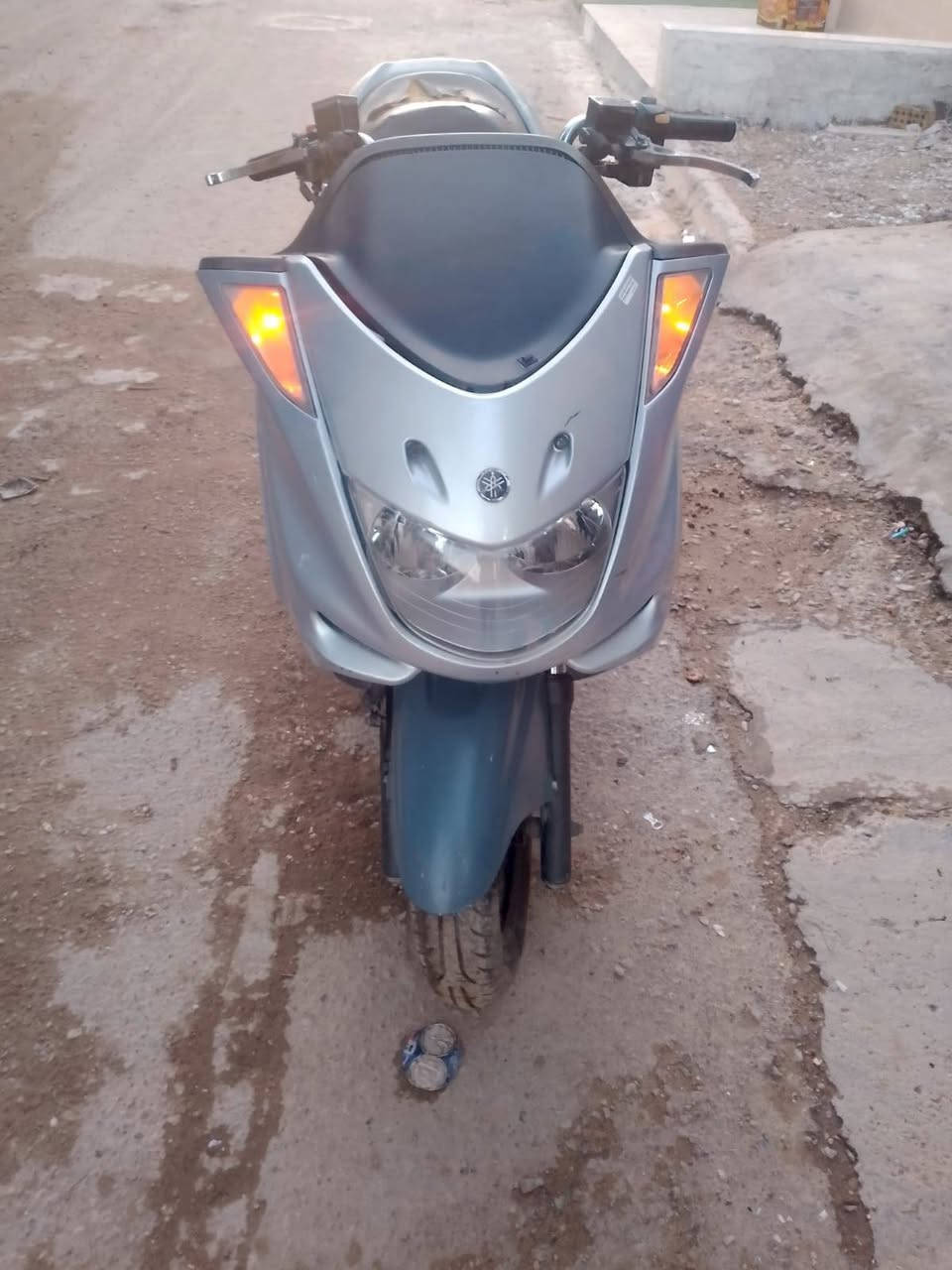 سلام عليكم دراجه ماجسته ربع سرعه160مكفوله ونضيفه وكامله شلعه ومعدل معدل160 عوزه بس دوشمه كشن وهاهيه دراجه شغل واطلع البصره مكاني حي الجهاد بغداد استفسار***********
