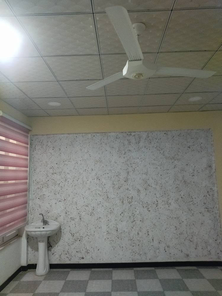 إيجار ثلاث غرف ضمن بناية تجارية ، طابق أول ، حي العدالة مقابل المدينة المائية ، تصلح عيادات ، مكاتب ، مركز تجميل ، مقر شركة.... للمعلومات الإتصال على الرقم 
*********** النجف, العراق
