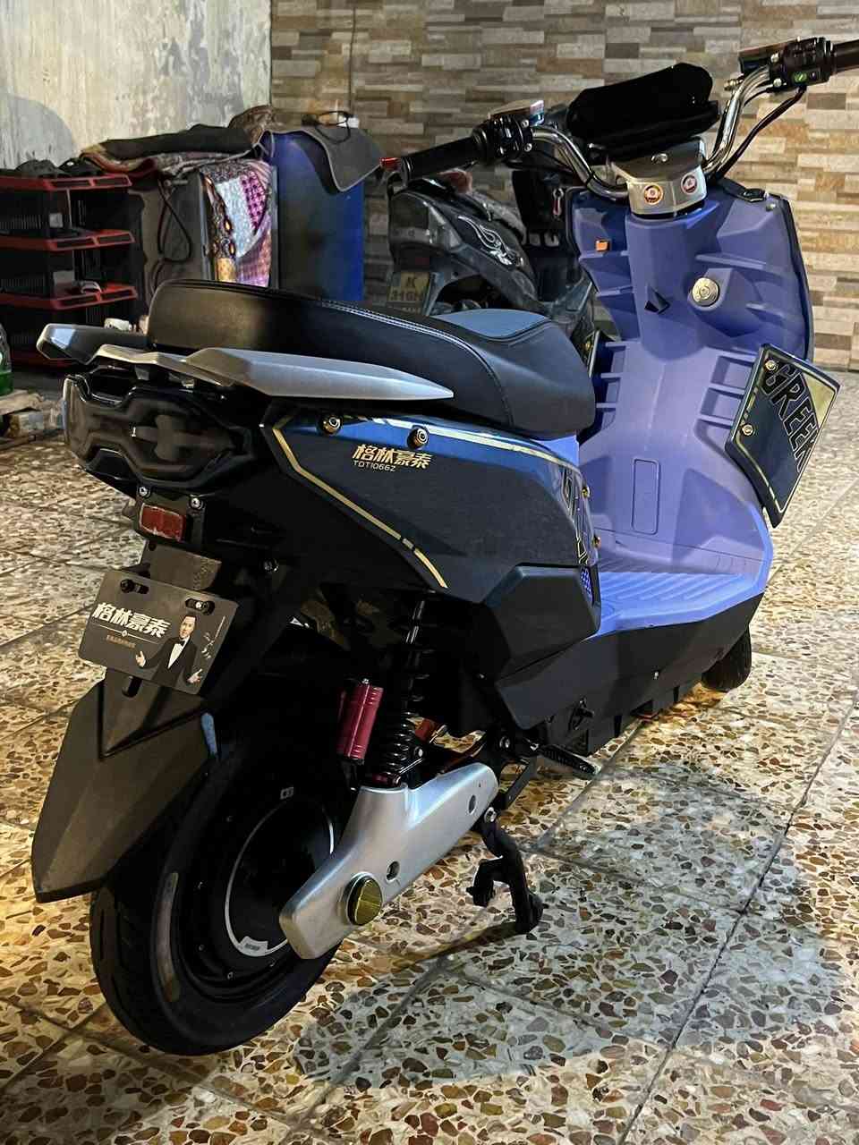 السلام عليكم داراجه شحن كهربائيه جديده وجاهزه ما نقصهه شي 5 بطاريات مديل 2025 السعر 550 الف وبيهه مجال قليل كلش

***********
