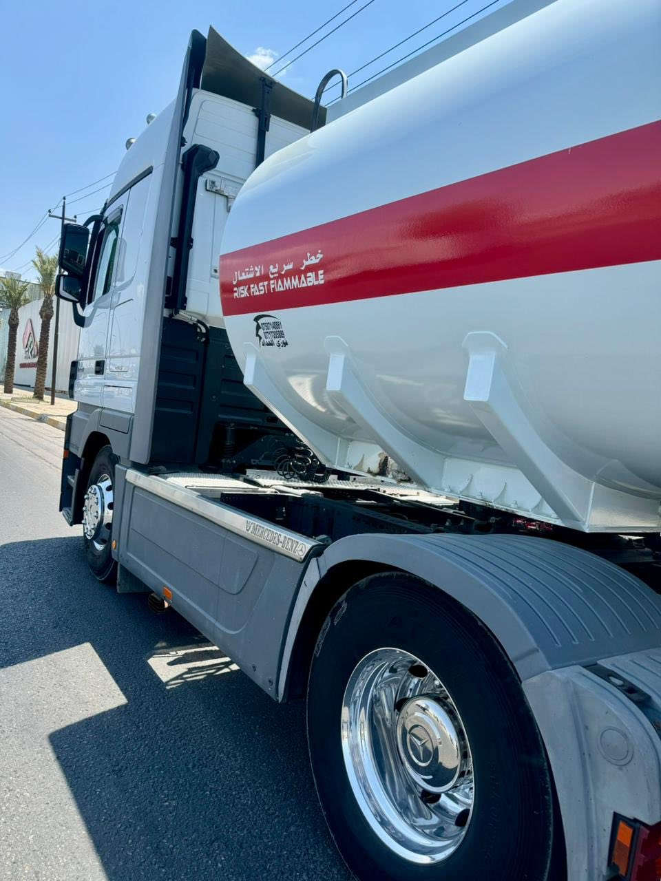 موديل 2011
حجم 1848
مواصفات تبريد رتايدر ثلاجه حاكيه طوناج جي بي اس سبلت صقف سبلت خزن طخم تايرات ويل كروم ماشي 900
تانكي فوزي حداد 2024
سعر 600 $ بيه مجال 
معرض حجي رمضان اربيل كلك 
***********
***********
