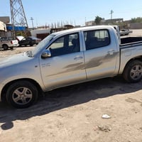 تيوتا هيلوكس • ٢٠١١ • مكفولة صبغ وضربة