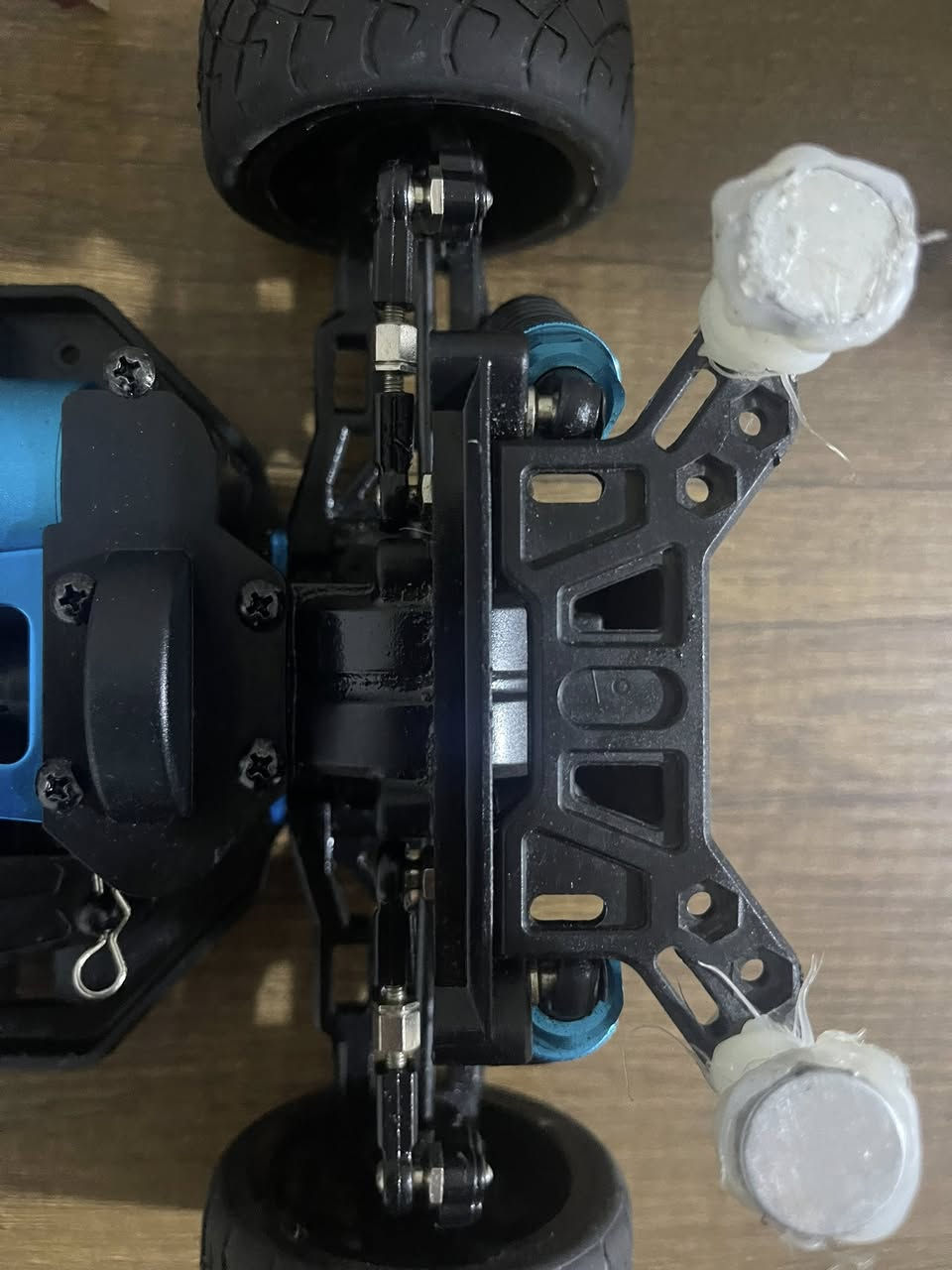 السلام عليكم ورحمة الله وبركاته
HSP 1/10 للبيع


**إذا كنت صاحب هذا الإعلان وتريد حذفه لأي سبب، رجاءا أرسل رسالة إلى الدعم الفني**