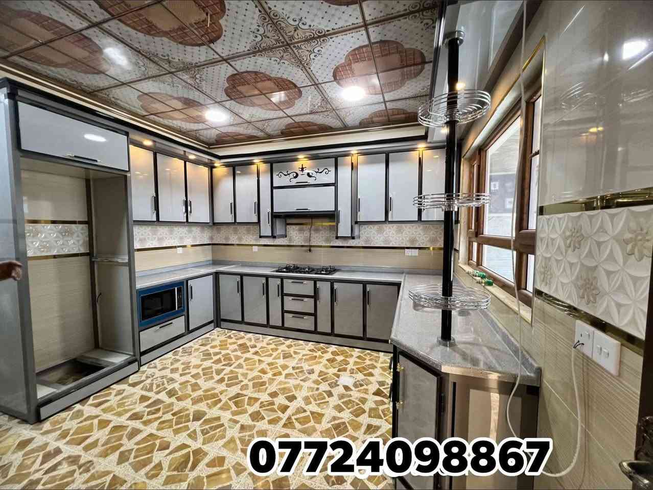 🍴✨ مطبخ ألمنيوم من أعمالنا ✨🍴
إن شاء الله ينال إعجابكم 🤍

🔹 مواصفات:
🇹🇷 خامات تركية عالية الجودة
🪵 محشّى بالخشب لثبات ومتانة أكثر
💧 دواخل فوم ضد الماء
🎯 التصميم والتنفيذ حسب طلب الزبون
سعر المتر الارضي 160
سعر المتر معلق 160
سعر المتر المرمر ٩٠ الف
سعر المتر الكوارتز150الف 
📞 للاستفسار والتواصل:
عبر الصفحة 📩 أو الاتصال على الرقم:
*********** 📱العنوان كوت دور العمال #متابعين
#مطابخ
#الجميع
