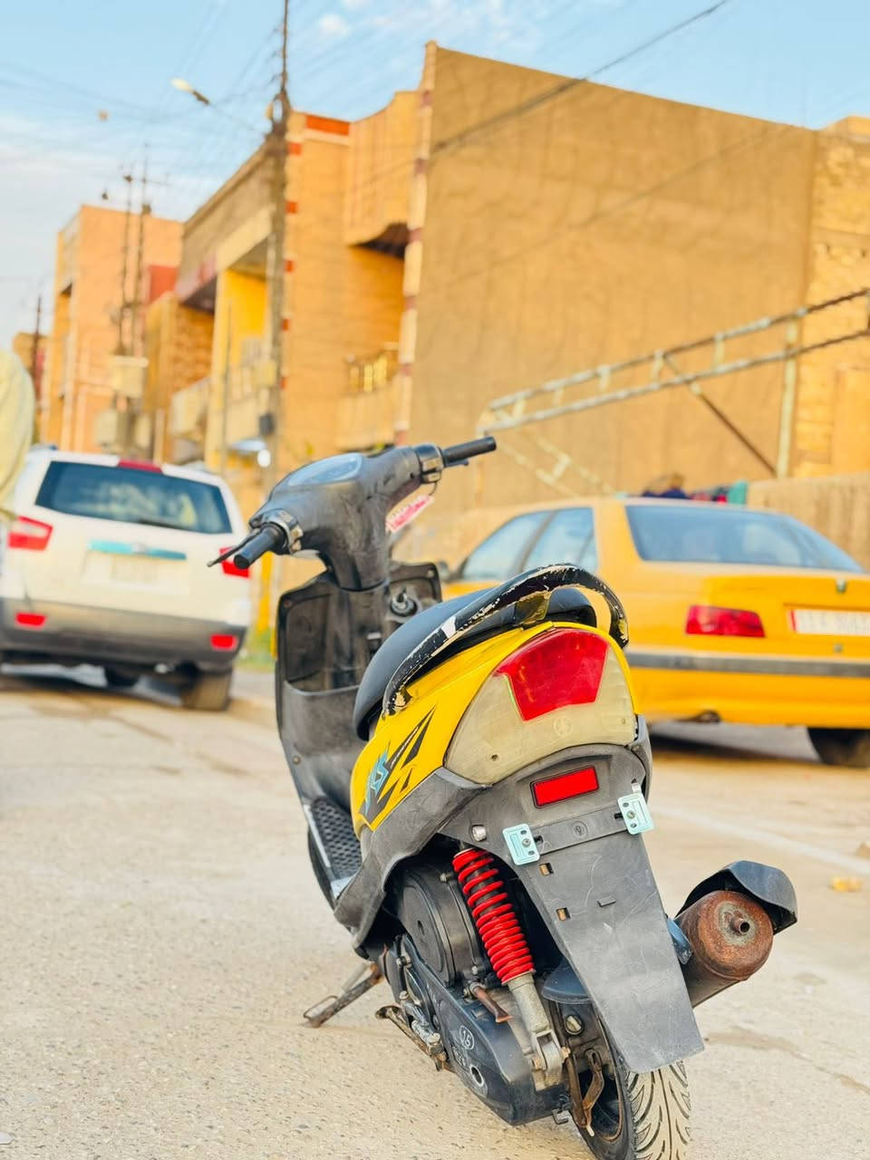 سلام عليكم دراجه ماكس كامله مكمله ملحه بلاديه بس لسلف غسلتها و وكف دراجه هندر واحد ناعمه تخبل  مكاني بغداد حي اور سعر ٦٥٠ وبيها مجال حك لجيه رقمي ***********
