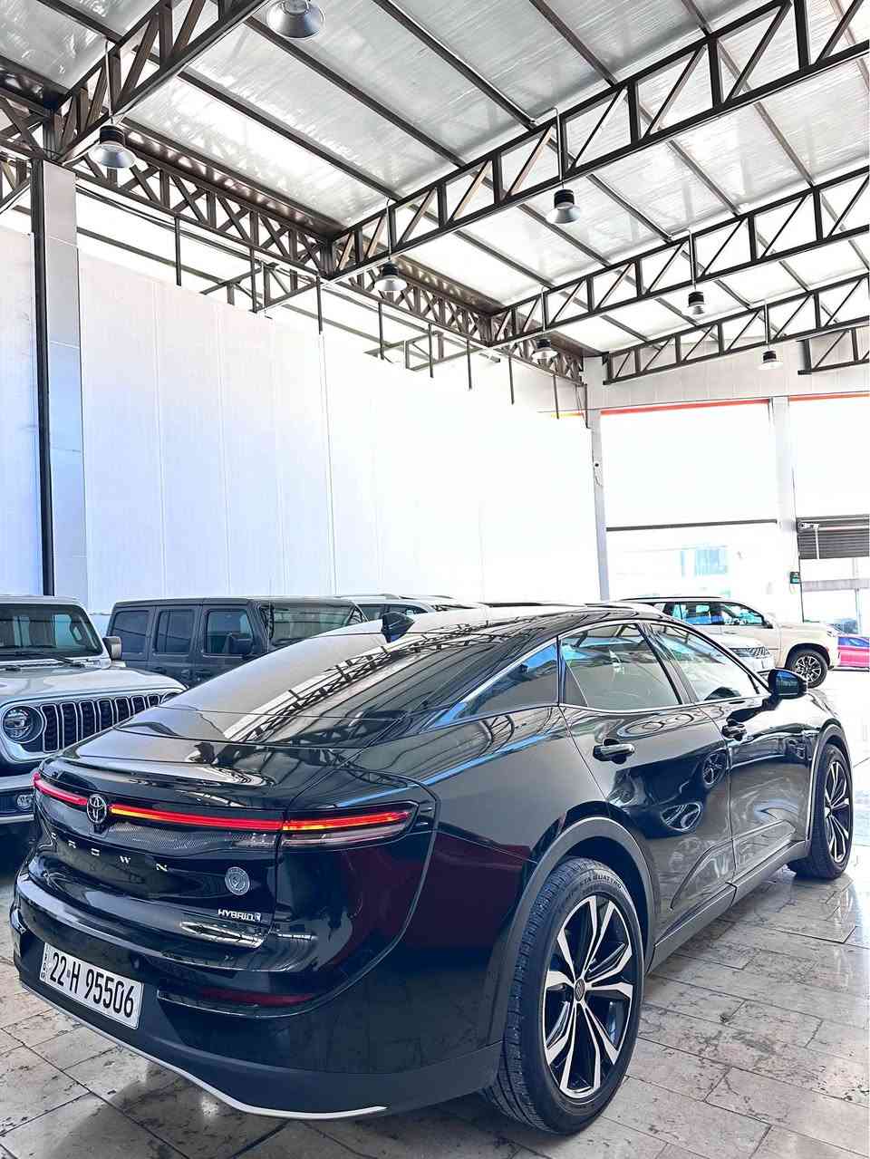 رقم السيارة : دهوك 
موقع السيارة :دهوك 
نوع السيارة :كراون 
موديل السيارة :2023
المسافة المقطوعة: 34.000 km
محرك هايبرد 2.5 
 
مواصفات: 
بصمة تشغيل 
بصمة ابواب 
فتحة سقف 
داخل جلد احمر 
كراسي كهربائية وتدفئة 
 رادارات فتل 
حساسات فتل 

ملاحظات: مكفوله خليجي 

السعر 32.500$ 

للأستفسار :

***********
*********** سميل, دهوك
