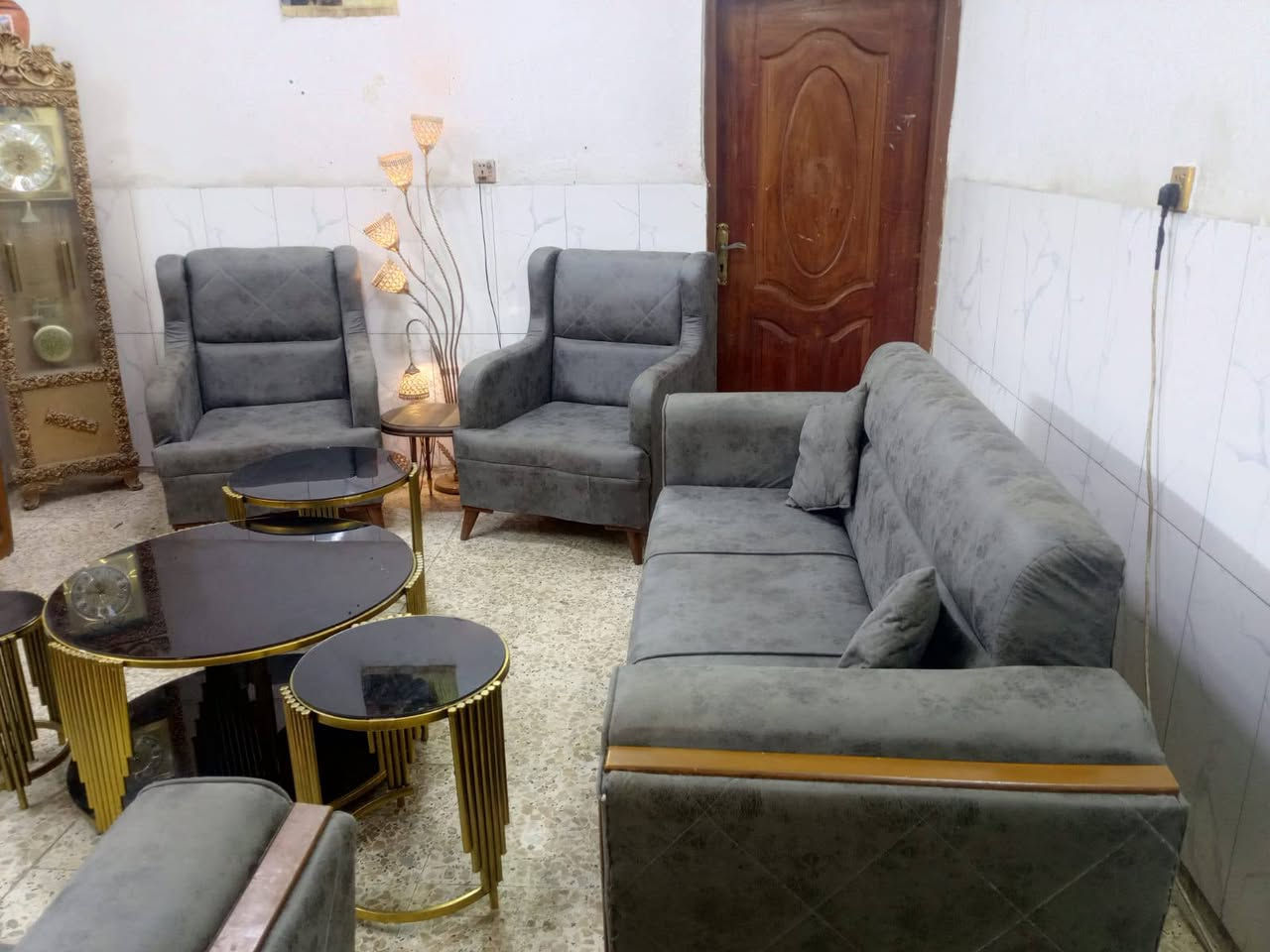 10مقاعد  تسكام نضيف جداا مع طبلات عدد 4
السعر 400 وبيه مجال مكاني الوشاش


**إذا كنت صاحب هذا الإعلان وتريد حذفه لأي سبب، رجاءا أرسل رسالة إلى الدعم الفني**