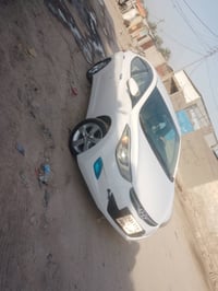 14 حلوه بيه 3 قطع سياره 07735038878