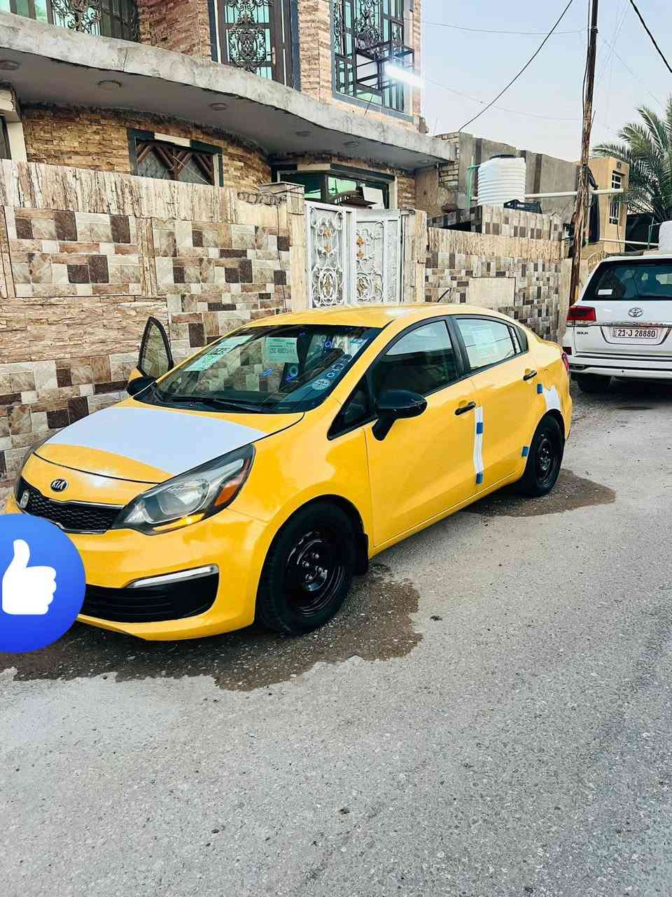 السلام عليكم من رخصت الأدمن عندي كيا ريو موديل 2017رقم بغداد مشروع وطني بسمي شخصيا تحويل ثاني يوم مصفره هيئه وغرامه رقم دولي هزه فحص جديد سنويه لل 2030 سياره كلين نص بنيد حادث فقط باقي كفاله  بدون ايرباك بدون دواخل سيارة جديدة خلاص سياره   جديده بمعه الكلمه مابيها برغي نقص محرك 1600 GDi كيرمحرك تخم تايرتبريد حداديده  خير من الله  استعمال شخصي سياره مره وحده مصبوغه بدون معجون رايدها ب (79)$ورقه وبيها مجال لشراي  رقمي *********** اخوان اقره المنشور زين واتصل والي ميعجبه السعر او السياره يعبرها بكلام طيب وآسف على الاطاله
