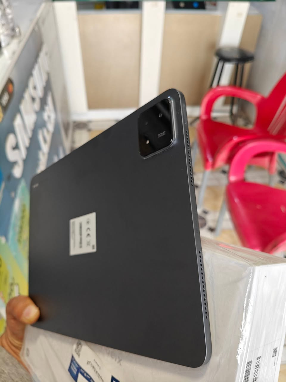 السلام عليكم 
شاومي باد 6 اس بروا ذاكره 512 رام 12 
أخو الجديد كامل ملحقاته مكفول شرط الفحص والظمان الحقيقي 3 أيام حجم شاشه 12.4 يشغل 120 فريم حقيقي مع شاحن 120 واط السعر 525 الف شامل التوصيل


**إذا كنت صاحب هذا الإعلان وتريد حذفه لأي سبب، رجاءا أرسل رسالة إلى الدعم الفني**