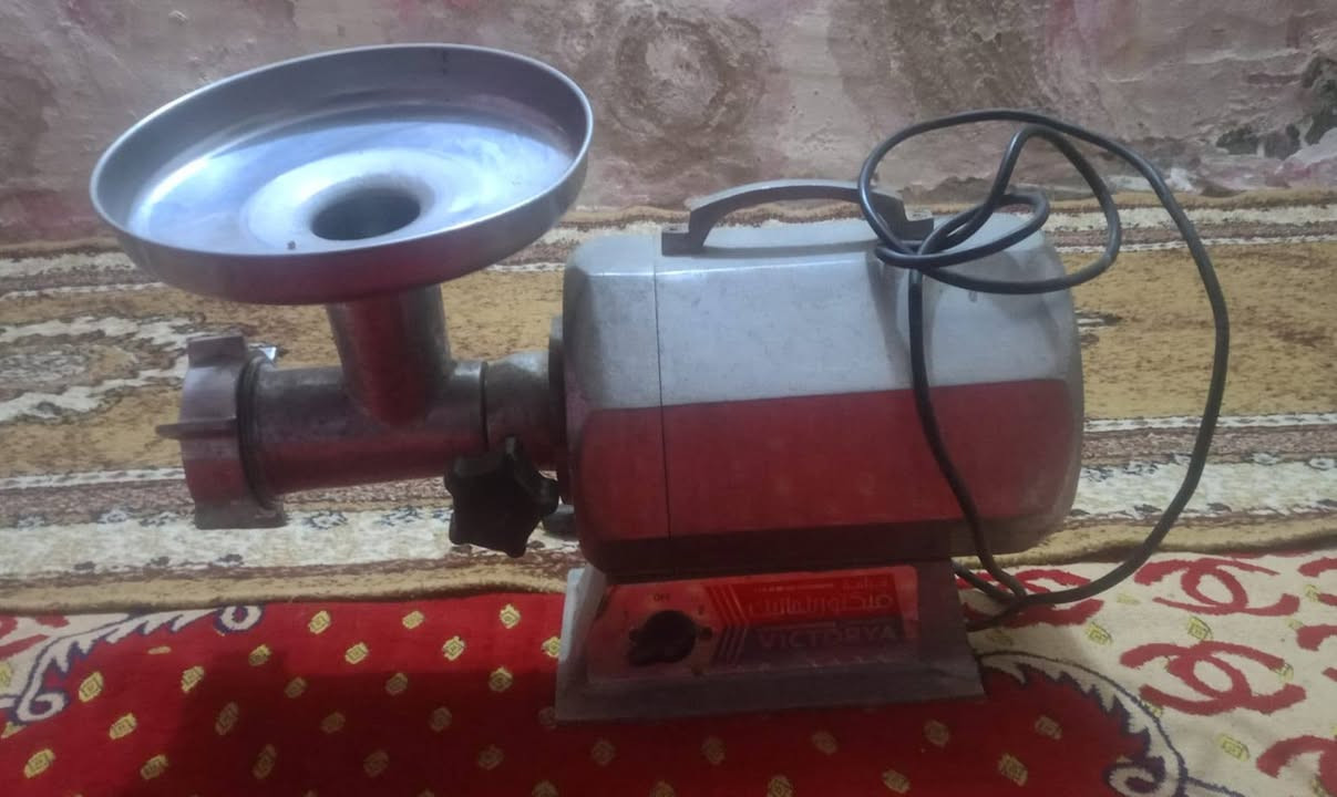 مكيف الحافض مامصلح شرط الفحص مثرامه جبيرحاسبه كامله بيه العاب *********** مكيف ثلج ظما ن اسبوع
