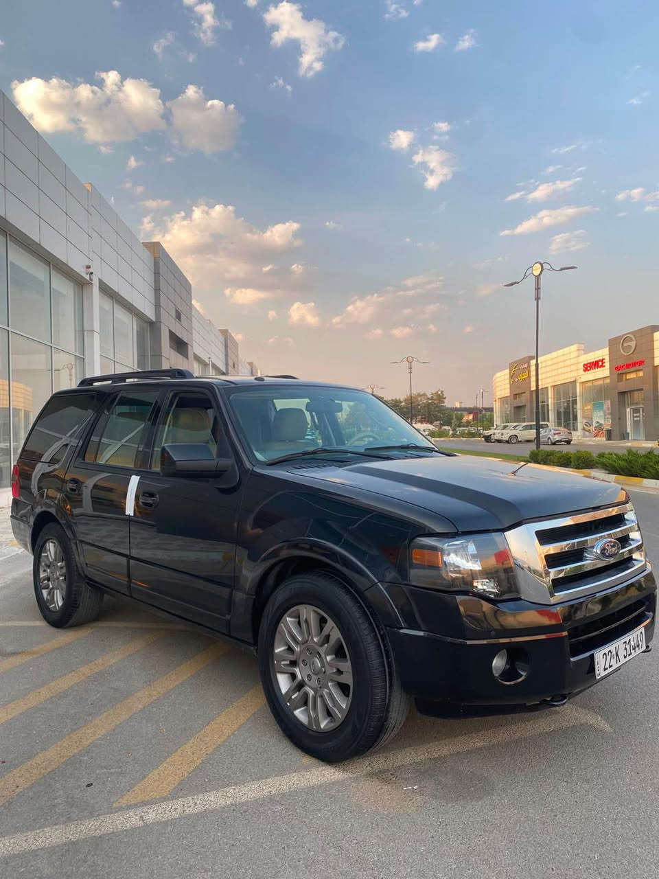 فورد ئيكس پيديشن موديل 2012ليمتد خليجي niva 4x4
فول مواسه فات / سلايد ده بل ئه كسل ته حكومات سوكان  كوشن جلد  كوشن غه زن سي ريز كوشن كوشن ساردو گه رم  كاميرا
شاشه و كه له ديفيدي   ته بريد مه ركه زي     زور مواسه فاتي تر
سه نه وي تا 2032 تازه يه به ناو خومانه وه يه
گيرو مه كينه و ده بل ئه كسل به شه رت مه كينه ي نه كراوه ته وه  
 سه ياره كه بي بوياخه و مالي دوسته   
سعري ١٣٤گه لا و مه جال
***********
*********** السليمانية, العراق
