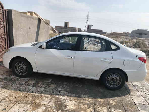 سلام عليكم سياره الإنترا مقدسة خليجي المكنيه 1600 موديل 2010 رقم بصره انكليزي  مكفوله من الضربه بيه رشات  بالهلال مكفوله من تبديل وتحويل ثاني يوم السنويه 2030 نقصه بس الحداديه العربانه الوره بس شراي يخابرني 
السعر 105
***********
