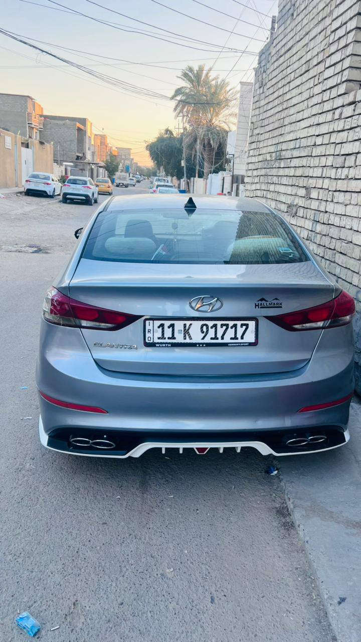 السلام عليكم
النترا 2017 وارد امريكي 
حادثهة جاملغ خلفي يم قبق البانزين نص من عنده مثل مامضح بل صورة ودعامية امامية وخلفية 
 اوبل عراق باب الصايق بي تقرببن شبر ضربة ومعدل عل بارد
السيارة بسمي سنوية 28 هزة جديدة 
 رقمهة مميز 

1-السيارة لا مصبوغة ولا امبدل بيهة قطعة ولا طاك بيهة ايرباك 
2- مكينة وكير وكهربائيات. وتبريد شرط 
مواصفات نص فول 
3-تخم تاير  باتري جديد منضومة  مي ومنضومة بانزين  
بل مختصر السيارة ميكانيك كلهة ادامة 
اخوان كلشي امضح بل منشور 
 السعر (129)
مكاني بغدادالدورة
هاذة رقمي ***********
