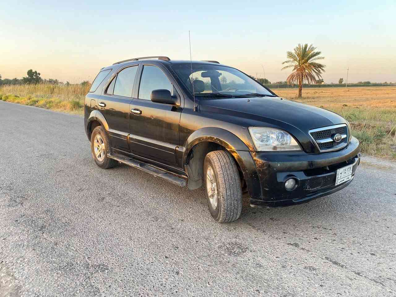 السلام عليكم سياره سورنتو 2009السياره خير من الله جديده محرك نظيف حداديه كشر تايرات  اريد مراوس بيع ما ابيع اريد مرواوس نزل شعندك وهذا رقمي ***********
