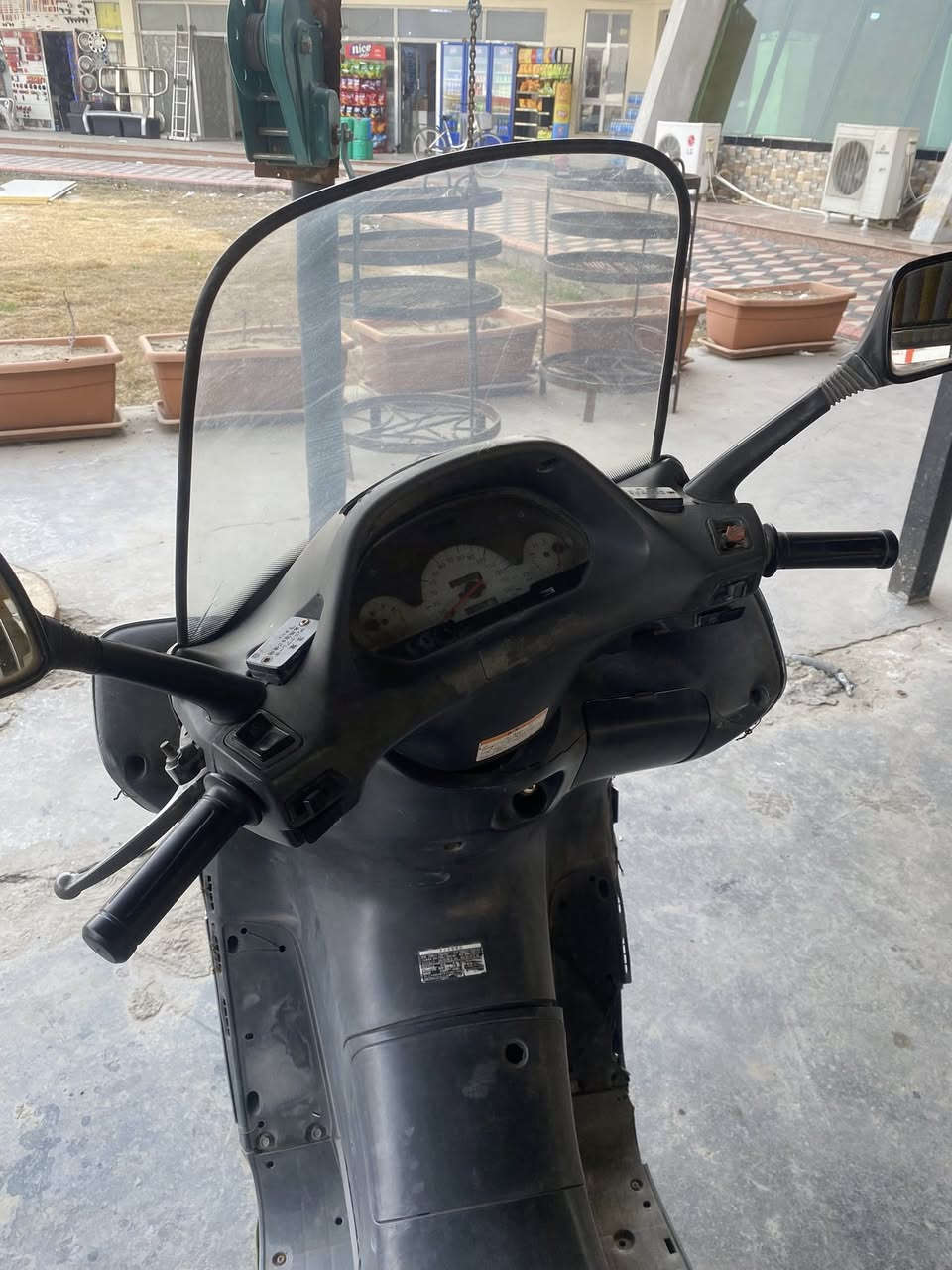 للبيع 650 الف هوندا
*********** كاملة نقص باتري
