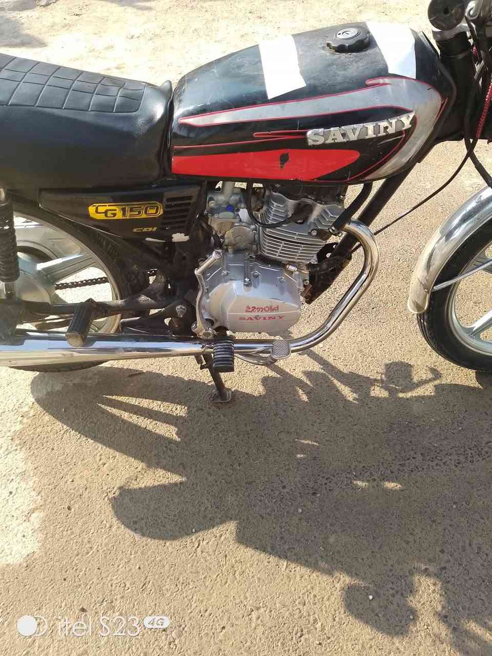 السلام عليكم للبيع دراجة سيفان 19كامله مكمله اوراق ومحرك خير من الله وكهربيات كامله   المكان المفرق  *********** سعر 400بيهه مجال قليل
