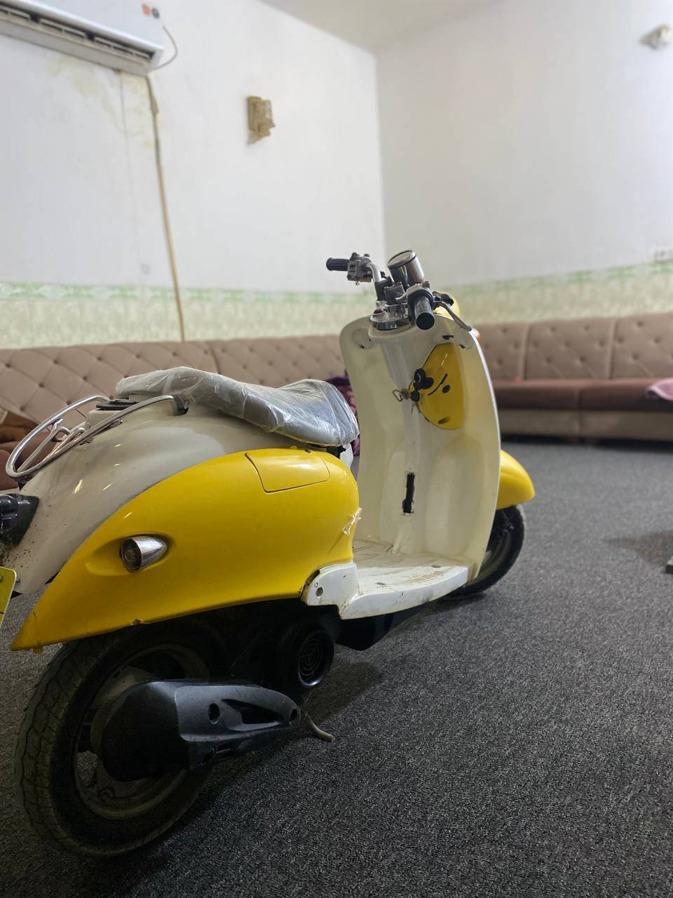 دراجة عبد الحليم للبيع لون مميز تكسي 🍋💛
السعر 200 مكاني كربلاء المقدسة كنطرة السلام 
***********
