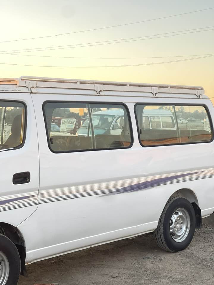 السلام عليكم ورحمة الله وبركاته 
نيسان يورفان ناصي اللبيع موديل 2009 
كفاله عامة عدا الجنطه بيه صبغ والباقي كفاله 
كير مكينة اكسن مكفولات متعهد بيهن والسياره باسمي والسنوية 2027 
وسياره تخم تاير جديد والصدر جديد وحداديه السياره جديدة الرقم السياره "بغداد " تحويل مباشر السعر 130 وبيه مجال العنوان بغداد -المحموديه 
الرقم ***********
***********
