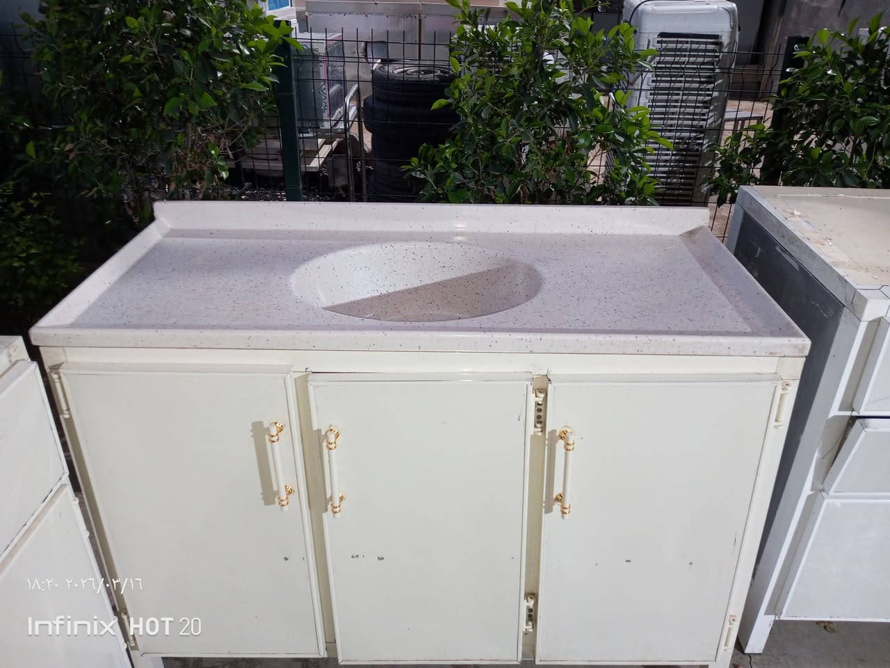 ماشاالڵە ماڵی جوانو پاک کەمترین نرخ
کەوانتەری دوومتر کرێمی  مەخسەلەی مترو 20بان کاشی 
نرخی 170هەزار  
گۆڕینۆ ئەکەم بەکەوانتەری کۆنەو شکاو بازاڕی
لەکەلاری کۆنم ***********
