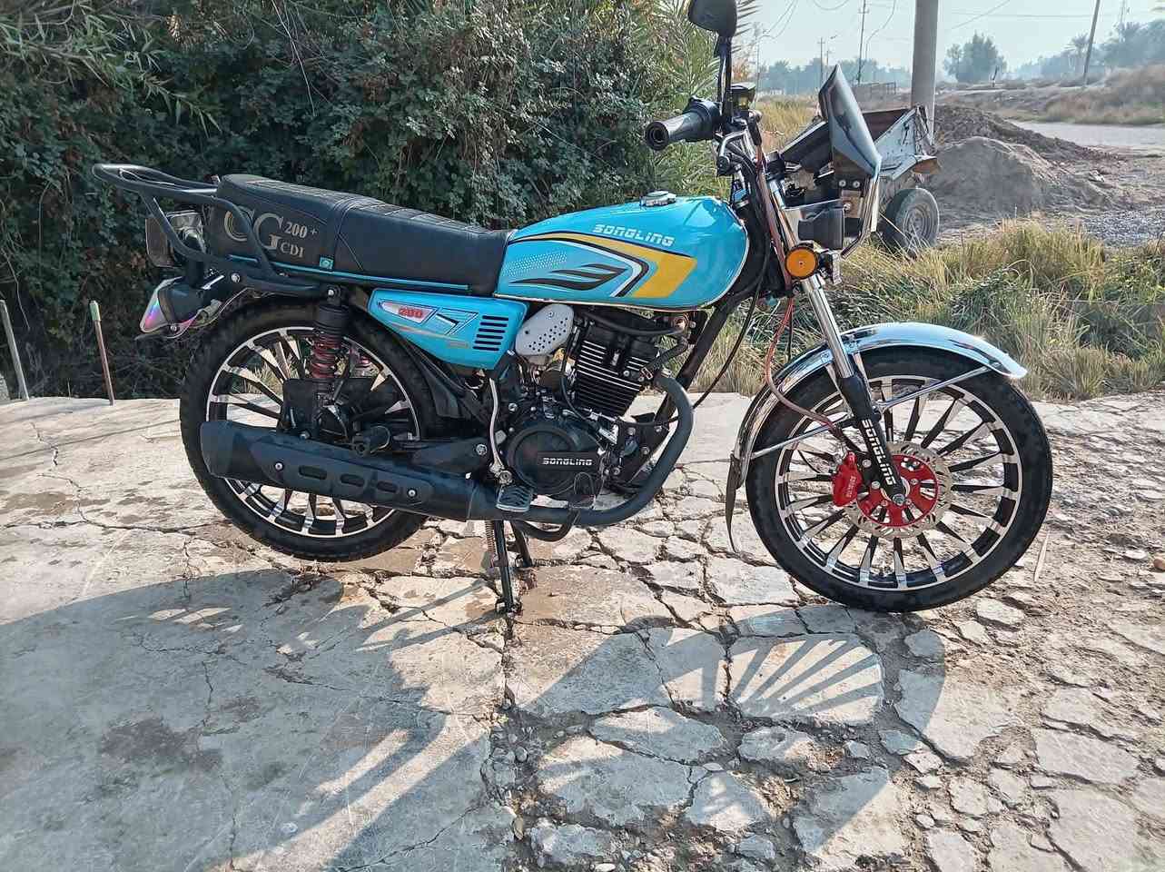 سيفان موديل 26  دراجة نضيفه خير من الله شلعه + معدل الدرجه ماشيه 3000 كيلو اوراق 4  السعر 850او بيه مجال ***********
