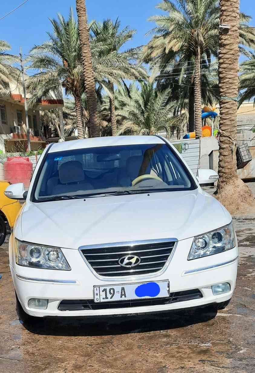 سوناتا ٢٠١٠ وارد كوري محرك ٢٤٠٠ مكفولة من الضربة والصبغ فقط تكحيل بسيط رقم كربلاء السعر ١٢٠  وبيهة مجال بسيط للاتصال ***********
