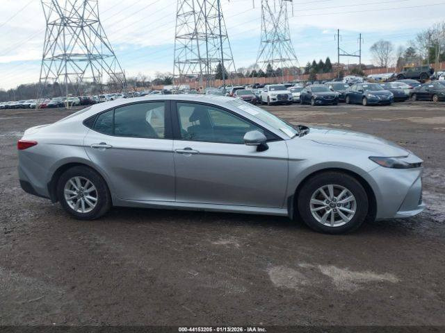 2025 TOYOTA CAMRY LE
اللون/رمادي
/عداد المسافة 7,544 mi
المحرك  2.5L I-4  
القيادة :تعمل وتسير
 المفتاح  :  موجود 
الحادث : كما موضح في الصور
تاريخ المزاد :6/3/2026الساعة 4:30م
شراء و شحن السيارات من  المزادات الامريكية و الكندية الى العراق و الاردن و الامارات بأنسب الاسعار و اسرع الاوقات  كما توفر لكم الشركة في مقرها بالاردن صيانة السيارات باسعار مناسبة  ثم شحنها وتخليصها  الى كافة المحافظات االعراقية وكردستان  ومع ضمان لكم سرعة الانجاز بالطرق  القانونية وبناقلات عراقية كما توفر لكم الشركة خدمة بيع سياراتكم في معرضها الكاىن بالزرقاء بالمنطقة الحرة لمن يرغب  بدلك لمزيد من المعلومات يرجى زيارة مكتبنا الكائن في بغداد -صليخ_شارع ل٦٠٠/شارع التفاحه / (مكتب الرحمن )  او الاتصال على الرقم 
 ***********
ومقرنا بالاردن -المنطقة الزرقاء المنطقة الحره/شارع ١٧ (شركة قمر المدينه)
عمان: 009647708710458
