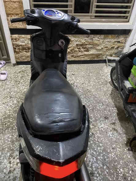 سلام عليكم سكنس نثيه للبيع دراجه خير من الله نكره بكل وقت لدراجه كامله مناقصه شي لدراجه نضيفه صالنصه  رياضي🔥+صالنصه بلاديه موجوده كهربائياته كله شغاله لا تبخير ولا تنقيص امانت الله(نقصه بس قفل جنطه)سعره 575وبيه مجال بصيط مكاني بغداد غزاليه شارع لمشجر *********** بي وتساب
