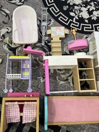 أثاث أطفال • للبيع